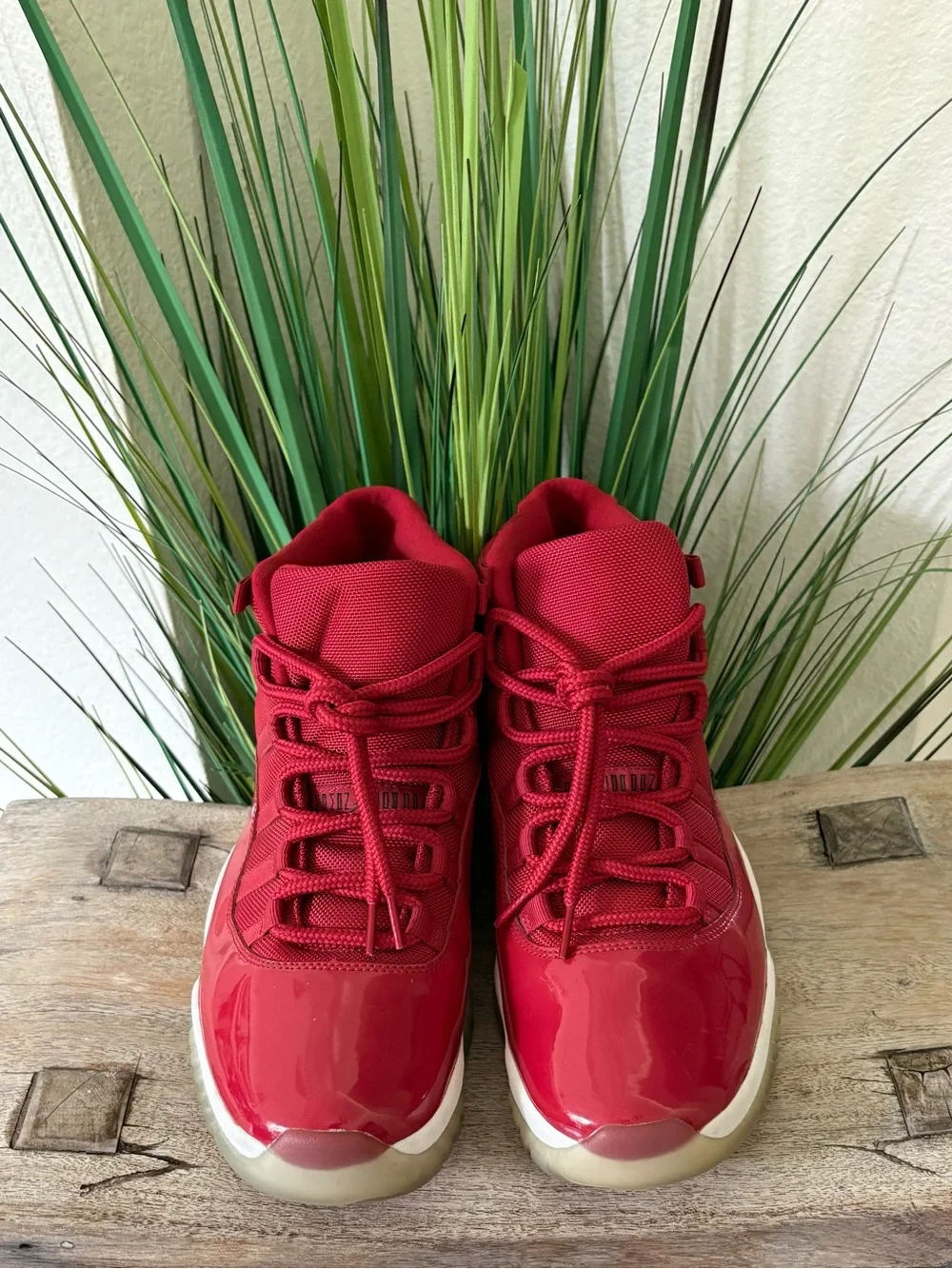 Air Jordan 11 Retro Win Like 96 Sneakers